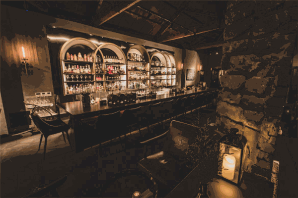 Jeershe佳士红酒酒窖