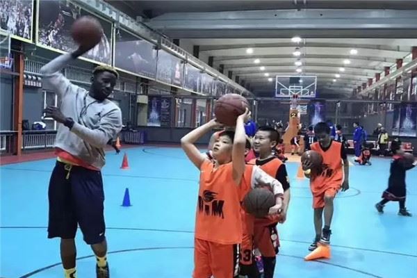 大拇指篮球培训 大拇指篮球培训