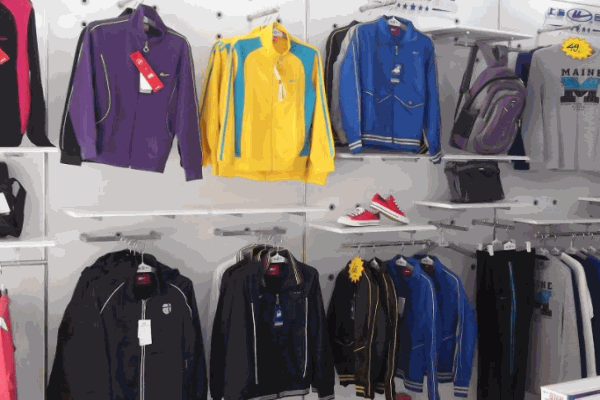 华巍户外运动服饰 华巍户外运动服饰