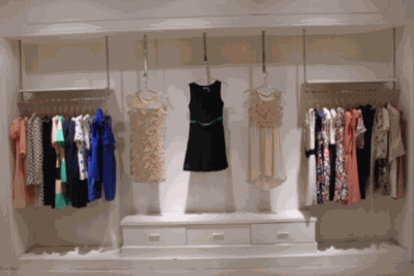 英吉兰依女装 英吉兰依女装