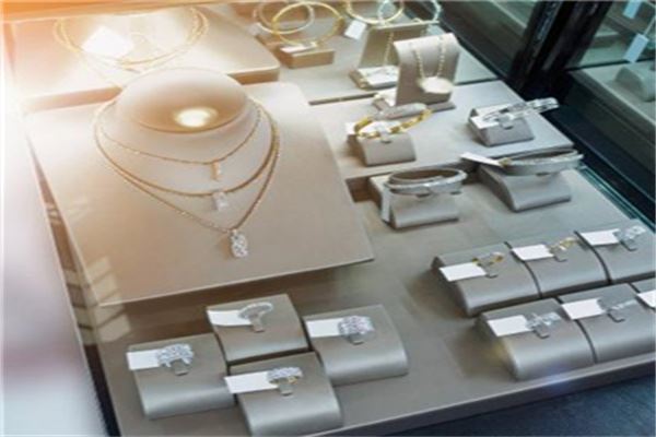 菲斯瑞奢侈品养护加盟 菲斯瑞奢侈品养护加盟