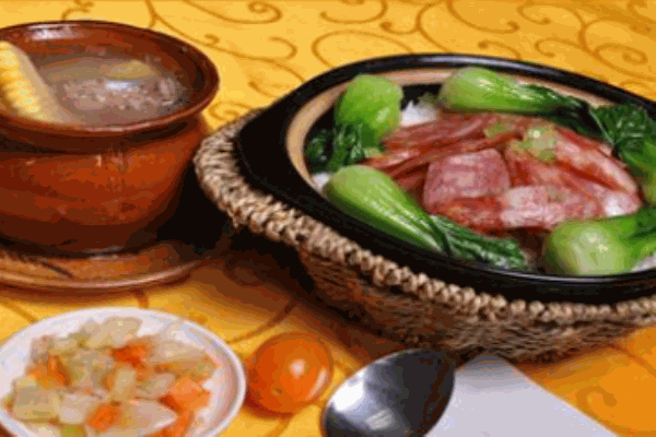 万莱新煲仔饭 万莱新煲仔饭