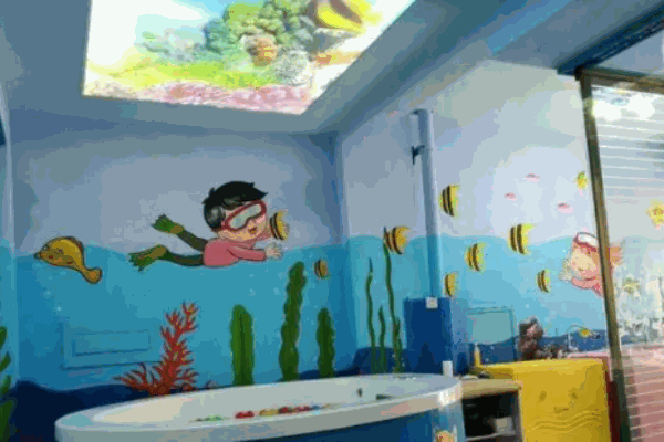 鸿鹄婴童水育乐园 鸿鹄婴童水育乐园