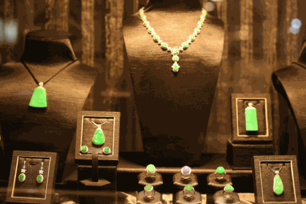 宝利来珠宝 宝利来珠宝