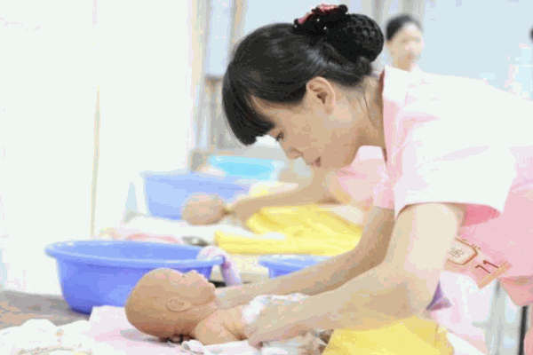 绿丝带月嫂 绿丝带月嫂