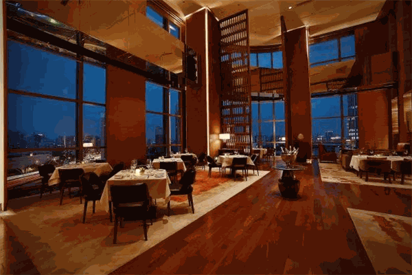 THE LOUNGE THE LOUNGE