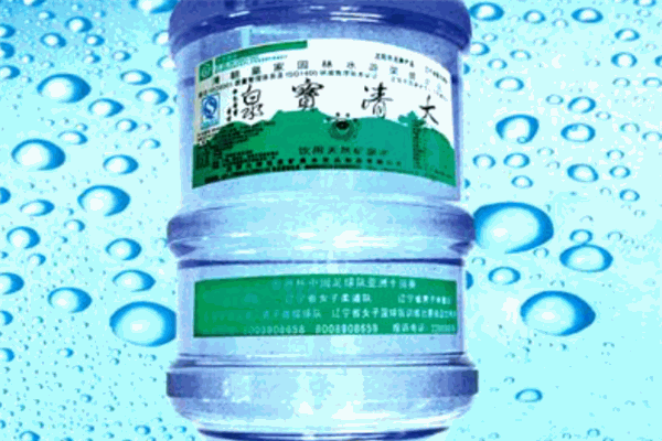 大清宝泉矿泉水饮品