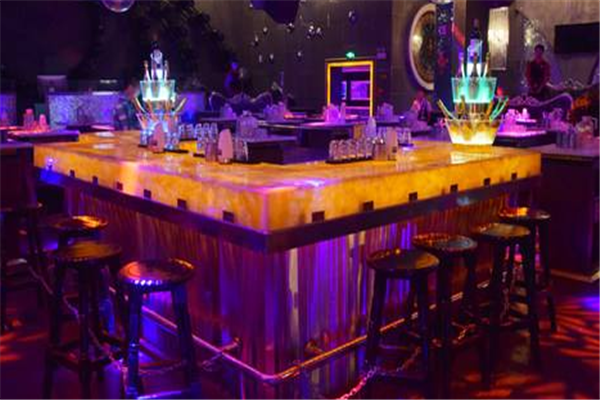 漓泉清吧 漓泉清吧