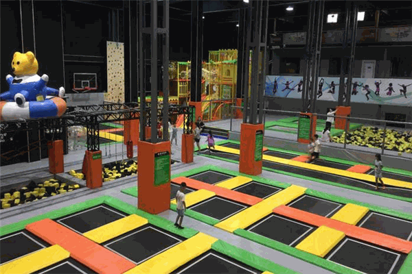 趣玩趣蹦床主题公园