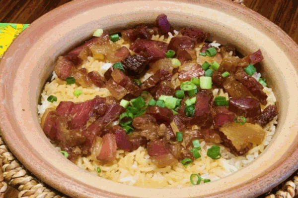 图口饭广式煲仔饭 图口饭广式煲仔饭