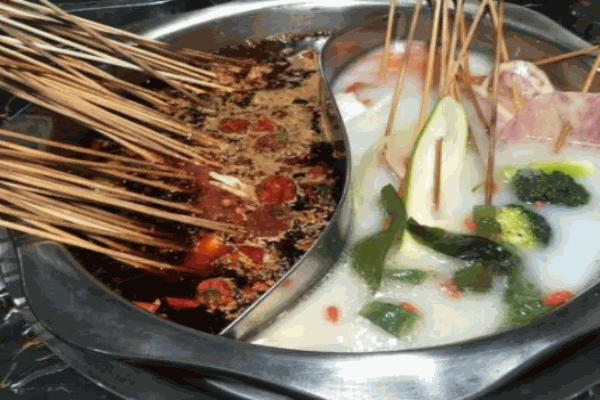 飞碟绝味串串香