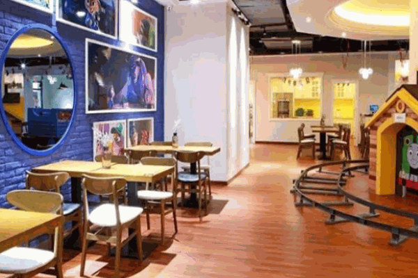 罗罗熊亲子屋 罗罗熊亲子屋