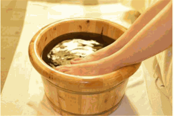 一泡而红足浴加盟 一泡而红足浴