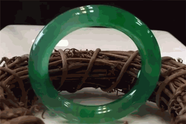 美翠玉石玉艺 美翠玉石玉艺