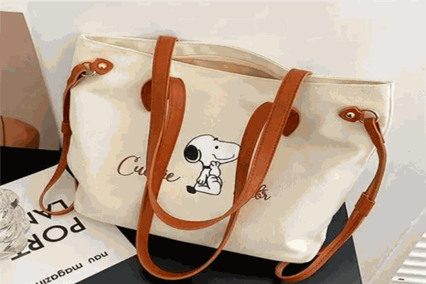 靓立方箱包手袋 靓立方箱包手袋