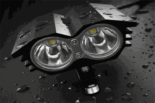 猫头鹰车灯改装网