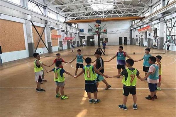 小飞人青少年篮球俱乐部 小飞人青少年篮球俱乐部