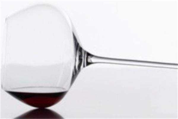 维克多拉菲尔葡萄酒