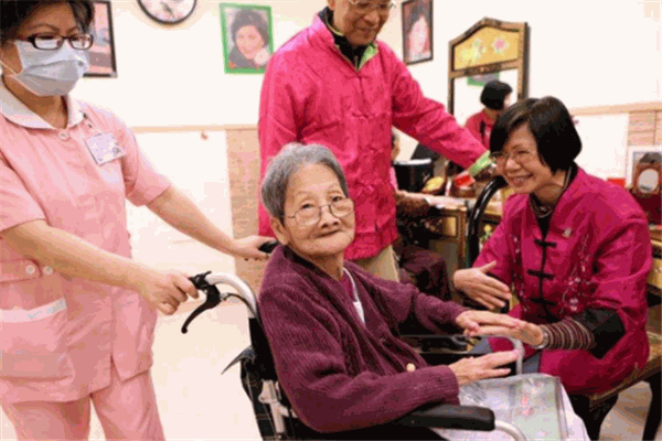 幸福万家旅居养老