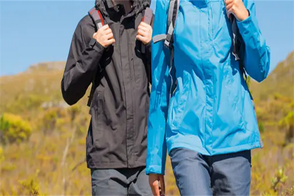 探索者冲锋衣 探索者冲锋衣