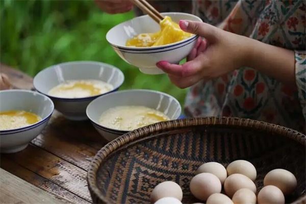 龙游飞鸡 龙游飞鸡