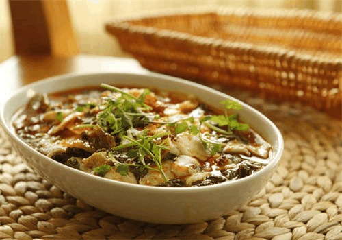 伯晨酸菜鱼 伯晨酸菜鱼