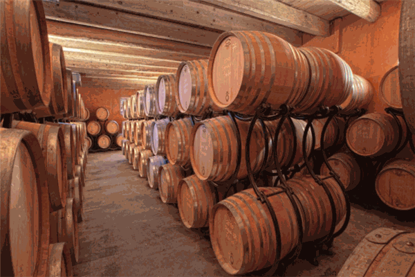 12家族葡萄酒庄