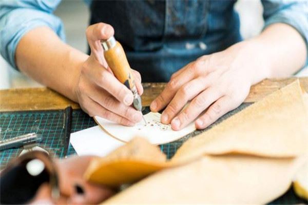 亮博士皮革护理加盟 亮博士皮革护理加盟