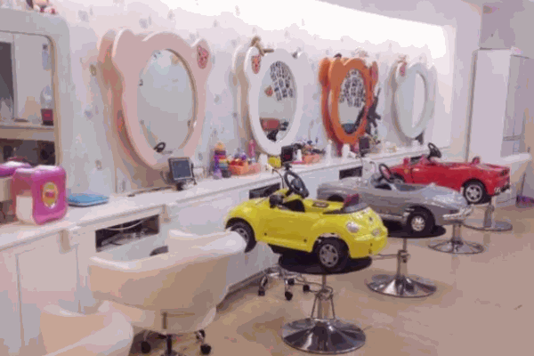 皇家小博士儿童理发