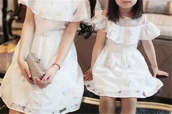 公主与王后亲子装加盟 公主与王后亲子装加盟