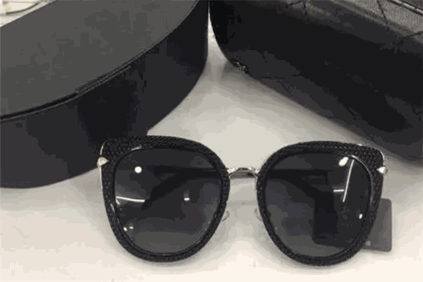 闪亮眼镜 闪亮眼镜