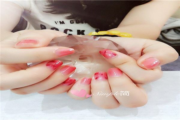 Simple简美睫美甲加盟