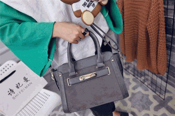 诗妃曼箱包 诗妃曼箱包