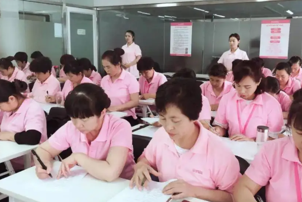 北京协和月嫂加盟 北京协和月嫂