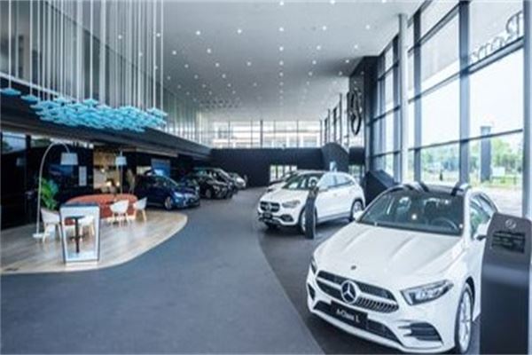 奔驰4s店