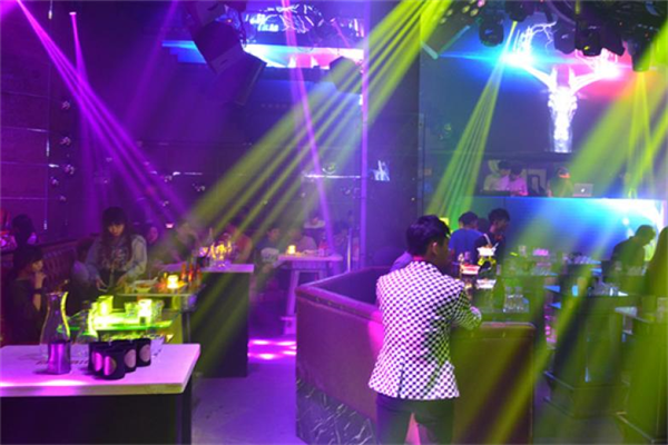 MIUMIU酒吧加盟 MIUMIU酒吧加盟