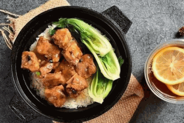 美味香厨煲仔饭 美味香厨煲仔饭