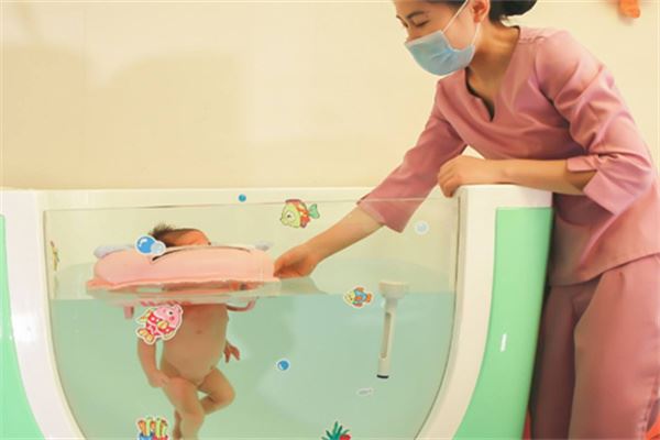 奇乐贝贝婴儿游泳馆加盟 奇乐贝贝婴儿游泳馆加盟