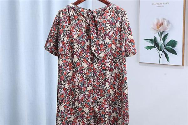 衣夏品牌折扣女装加盟